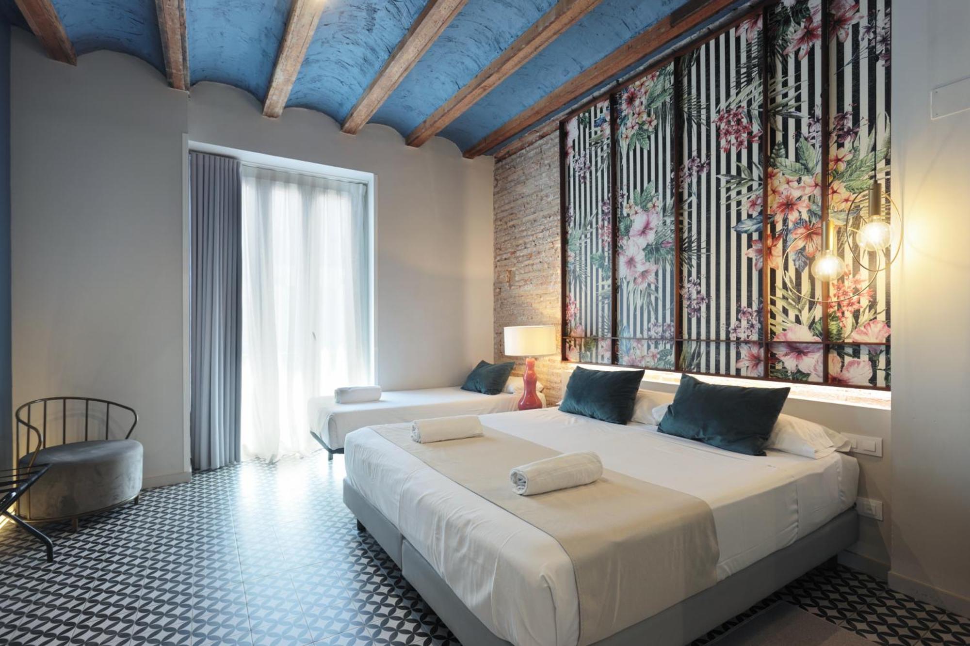 & Co. Quart Boutique Hotel 3*