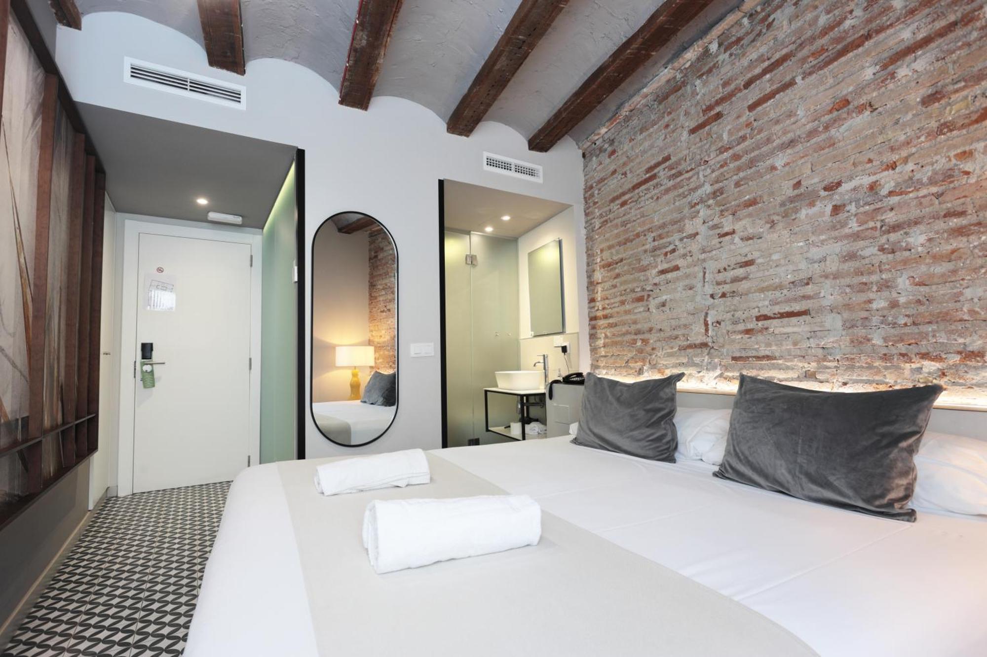 & Co. Quart Boutique Valencia